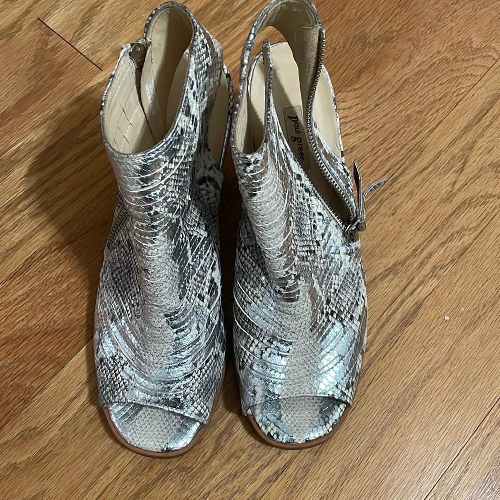 Paul green chunky heel peep toe sling back zipper sandals/heels/booties sz 7